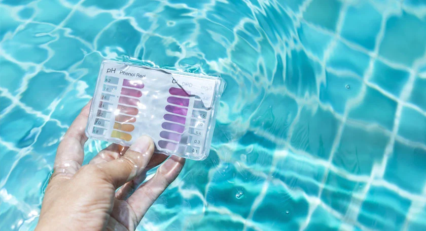 میزان استاندارد PH استخر شنا چقدر است و چرا مهم است؟